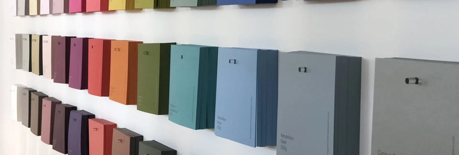 Keaykolour papír és karton.